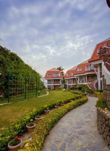 Marigold Sarovar Portico Shimla