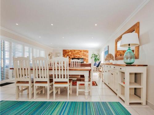 Comoditats, Paradise 25 in Paradise Beach