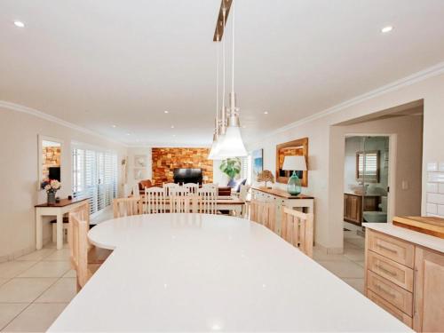 Comoditats, Paradise 25 in Paradise Beach