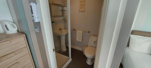 Four Seasons Guest House - image 4