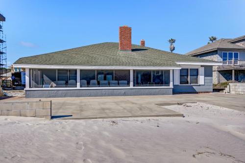 Oceanfront Beach House