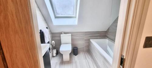 Hounds Gate Luxury Apartments by 1508 Stays Room Type - Two-Bedroom Apartment