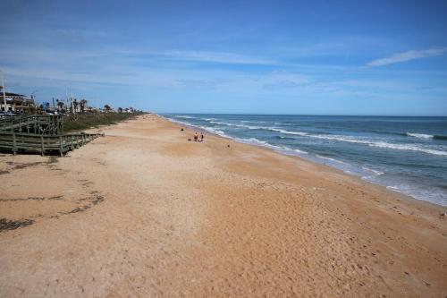 Beach House 1703 in Flagler Beach, USA