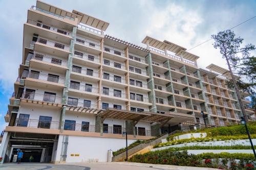 Bang-kito Bristle Ridge Condo Top Floor (S607)