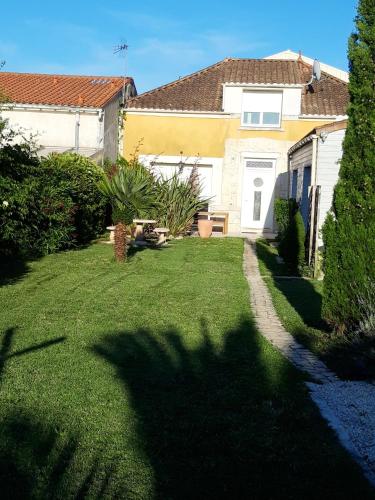 Maison de 3 chambres avec jardin clos a La Tremblade a 3 km de la plage gîte à louer La Tremblade