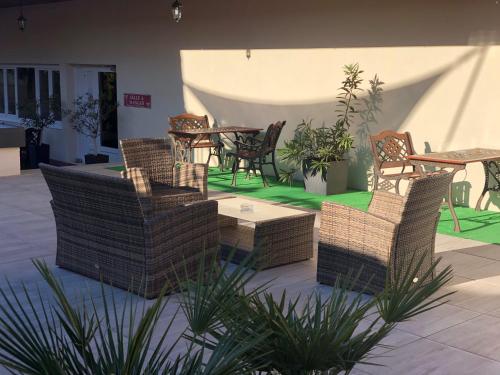 The Originals Boutique Hôtel Clos Sainte Marie Nevers (Inter-Hotel) - image 9