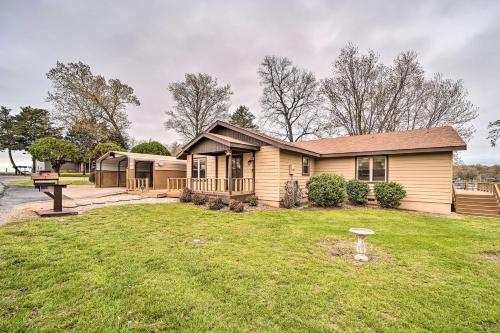 Waterfront Grove Oasis with Kayaks and Boat Dock!