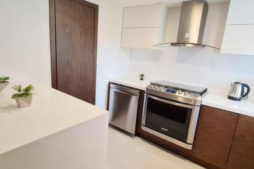 VILLA CHLOE. Modern 4 rooms house with pool, Cancún (photo 6)