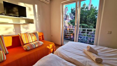 Double Room with Balcony and Sea View