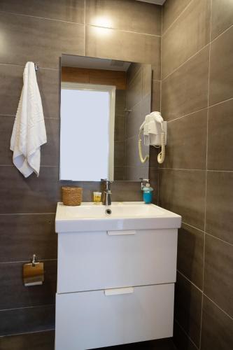 HOTEL_TIER - image 4