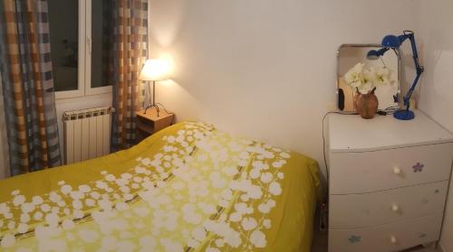 Cosy Room in the centre - Pension de famille - Saint-Laurent-du-Var