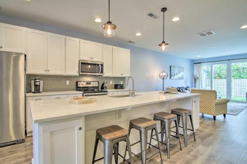 Modern Townhome with Patio 1 5 Mi to Bethany Beach! - image 19