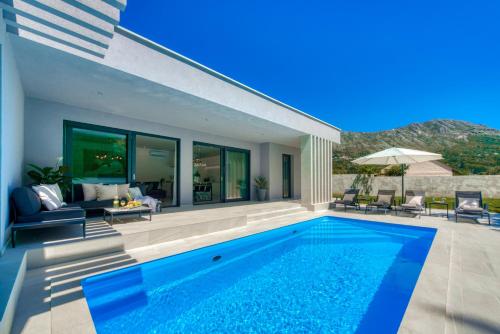 Villa Oasis - Your luxury home away from home 5