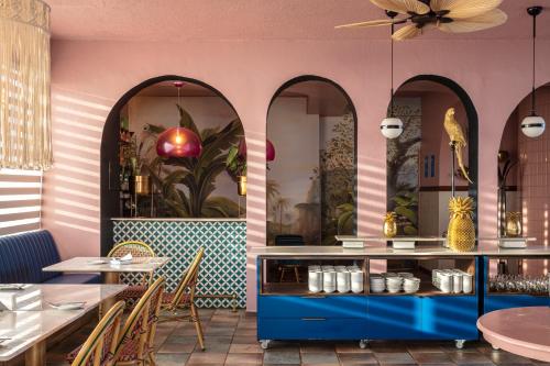 Hotel Rocas de Bahia in باهيا انجليسا