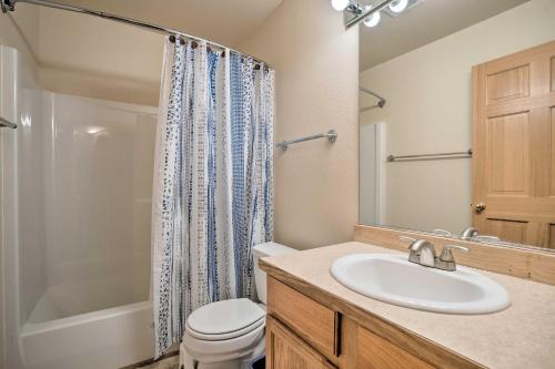 Modern Condo Comforts Near Town and Ski Trails! - image 34