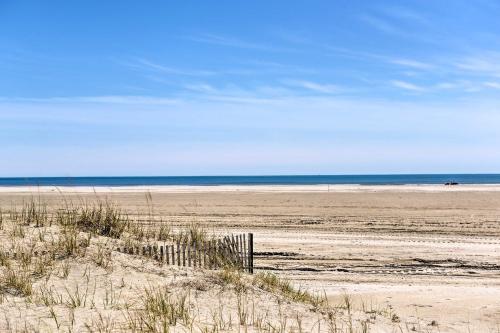 Wildwood Apartment Less Than Half Mi to Boardwalk!