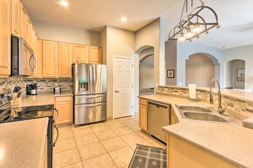 Private Pool and Hot Tub Family Home in Phoenix! in Tramonto