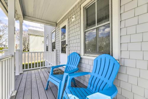 Pet-Friendly Mystic Apartment Walk Downtown! in Mystic, USA