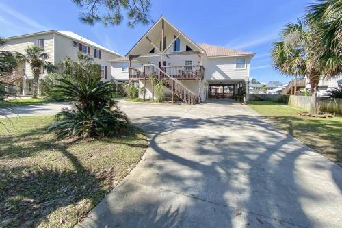 House on Cotton Bayou Spacious Private Bayfront Pet Friendly 5bd 3ba Bonus Loft