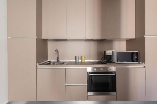 One-Bedroom Apartment image 10