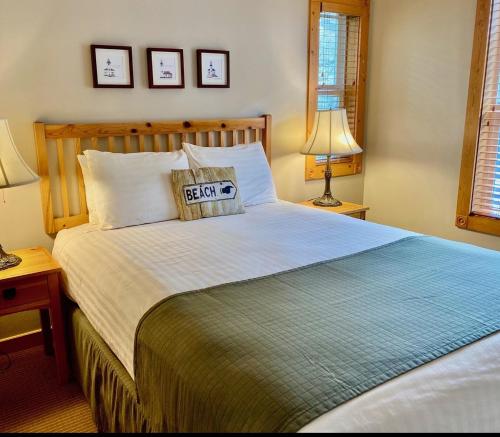 Lighthouse Inn - image 12