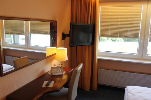 Wiking Hotel - image 10