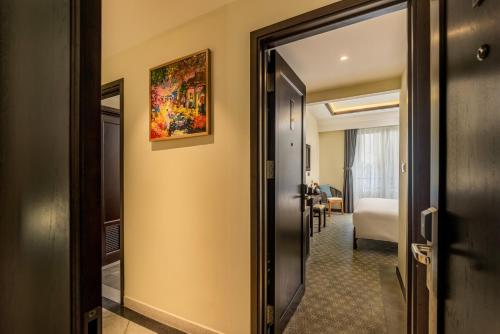 Hoi An Merrily De Art Hotel, Hoi An (photo 11)