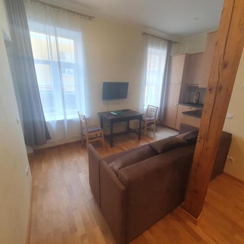 HOT RIGA ERNESTINES 7-3 ENJOY THE FEEL OF HOME AND HISTORY!, Riga (fotografie 7)