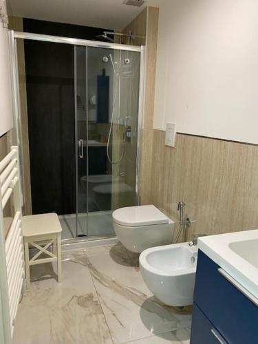 2 bedrooms, 3 beds