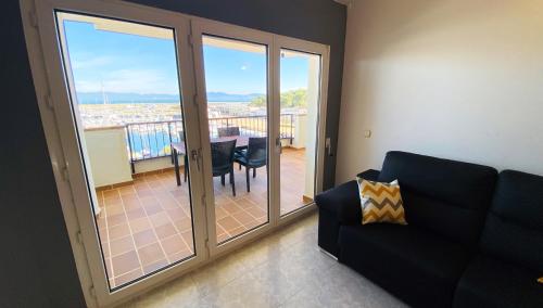 Apartment with Sea View room in Apartaments Club Nautic L'Escala