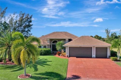 Coral Paradise - main image