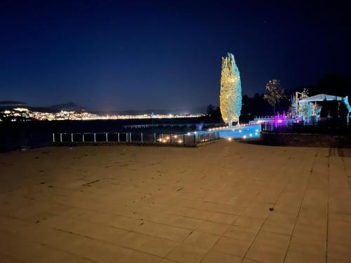 A környék, Million dollar lake view! in Racha