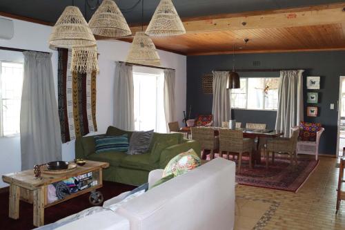 Sunnybush Farmstay Waterberg