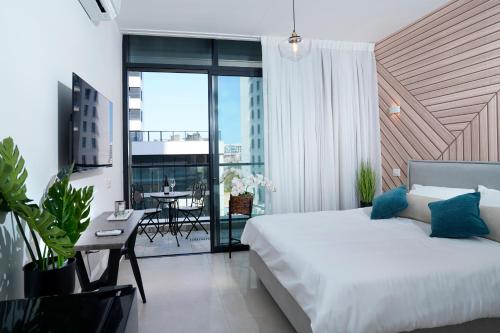 Hi-Yam SeaView Apartments & Suites - Building Shelter Available – khách sạn tại Bat Yam