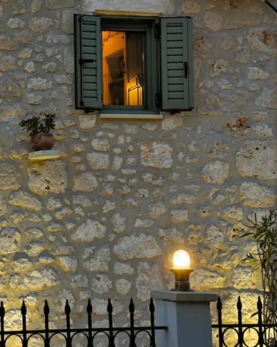 La casa di Bella a tradional stone house with barbecue