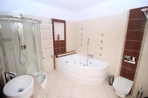 Złote Arkady - image 10