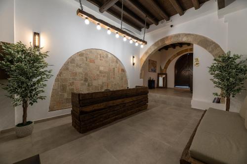 Ancient Knights Luxury Suites