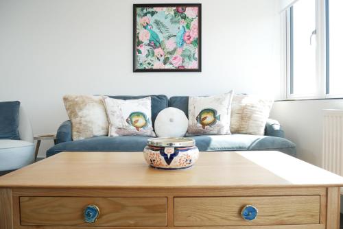 Sunset View, 2 bedrooms in the heart of Holt with parking, Holt (photo 6)