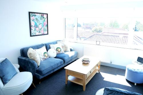Sunset View, 2 bedrooms in the heart of Holt with parking, Holt (photo 4)