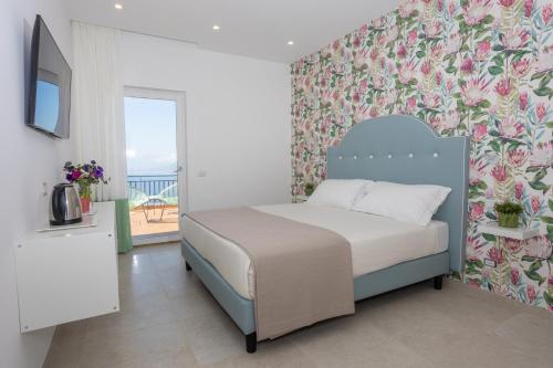 Villa Maìki Room Type - Superior Suite with Sea View Villa Maìki Room Type - Superior Suite with Sea View