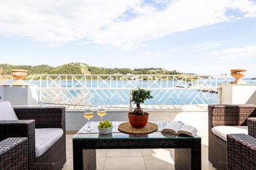 Балкон/тераса, Casa Blue Sea View, Philian Collection in Остров Скиатос