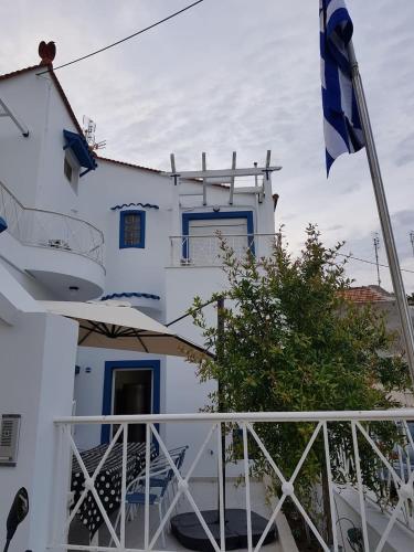 Aura Blue gîte à louer Kremastí