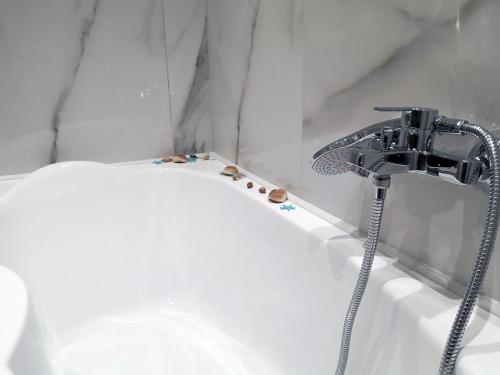 Chris Luxury Apartments - image 10