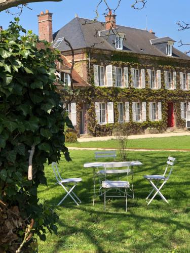 Viesnīcas āriene, Domaine de Chauvincourt in Bezu-Saint-Eloi