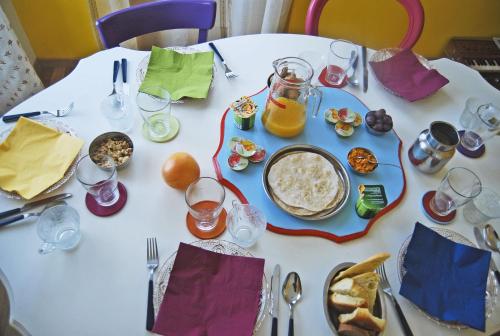 Laxmi Guesthouse B&B - image 8