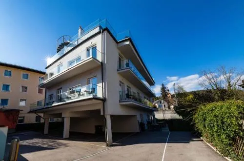 Luxury Apartment Monte Carlo in Pörtschach am Wörthersee, Österreich