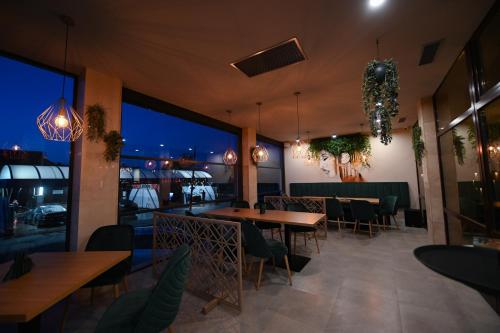 Hotel Xe-Mar - image 9