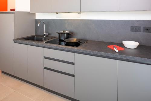 2 bedrooms, 3 beds