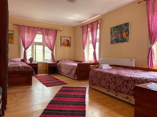 Triple Room with Private Bathroom