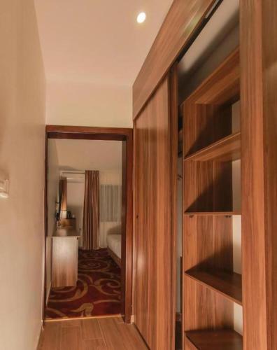 Spark Plaza Hotel